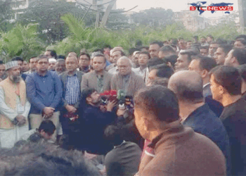 যথা সময়ে দেশে ফিরবেন তারেক রহমান, কিছুই বাধা হবে না : রিজভী