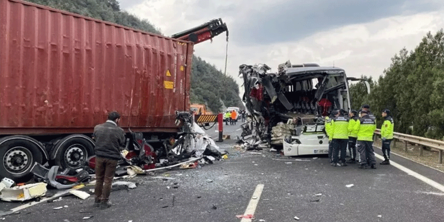 তুরস্কে লরির সঙ্গে বাসের সংঘর্ষে নিহত-৭, আহত-১১