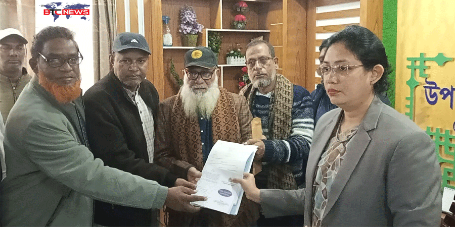 সিরাজগঞ্জ-৫ আসনে বিএনপি প্রার্থীর মনোনয়ন পত্র সংগ্রহ