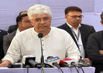 দেশে উৎপাদিত চিনি গুদামে মজুত থাকলে আমদানি করা হবে না : শিল্প উপদেষ্টা