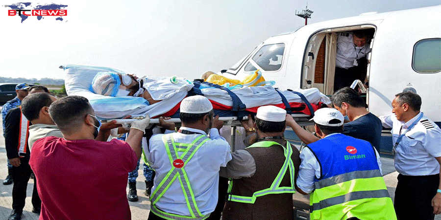 ওসমান হাদিকে নিয়ে সিঙ্গাপুরের পথে এয়ার অ্যাম্বুলেন্স