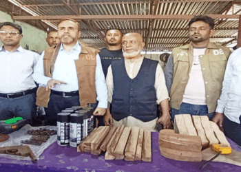 লক্ষ্মীপুরে ওয়ার্কশপের আড়ালে অস্ত্রের কারখানা