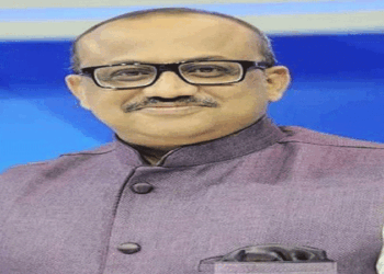 সাবেক প্রতিমন্ত্রী ডা. মুরাদ হাসানকে আদালতে হাজির হতে বিজ্ঞপ্তি প্রকাশের আদেশ