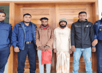 আদমদীঘিতে চোরাই সিএনজি উদ্ধার সহ তিনজন গ্রেপ্তার