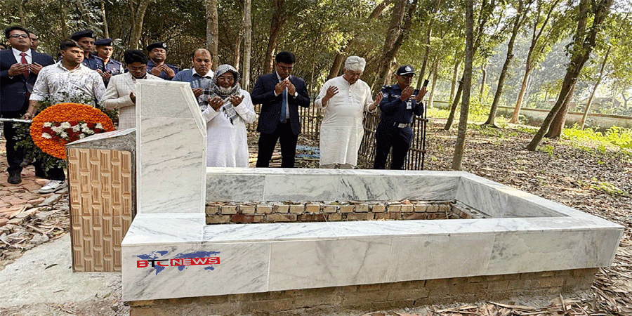 জুলাই অভ্যুত্থানে শহীদ শুভর কবর জিয়ারত করলেন উপদেষ্টা আদিলুর