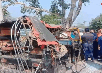 সাতক্ষীরায় নসিমন ও মোটরসাইকেল সংঘর্ষে মা-ছেলে নিহত, আহত-৫