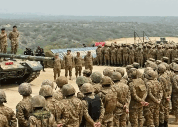 গাজা পরিকল্পনায় পাকিস্তানি সেনা পাঠানোয় আলোচনার কেন্দ্রে আসিম মুনির