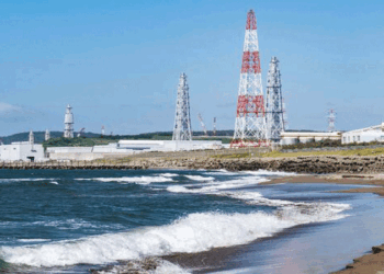 ফুকুশিমা ট্রাজেডি: ১৫ বছর পর বিশ্বের বৃহত্তম পারমাণবিক বিদ্যুৎকেন্দ্র চালু করছে জাপান