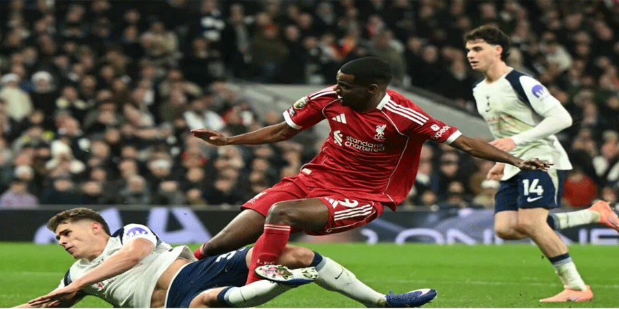 ইসাকের পা ভেঙে যাওয়ার আশঙ্কা লিভারপুলের