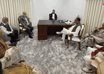 বিএনপির চেয়ারপার্সনের কার্যালয়ে তারেক রহমান