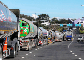 লাওসের জ্বালানি রুট বন্ধ করে দিলো থাইল্যান্ড