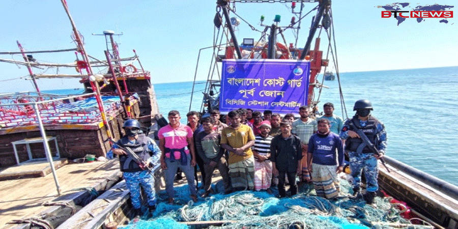 সেন্টমার্টিনে অবৈধ ট্রলিং বোটসহ আটক-১৬ জেলে