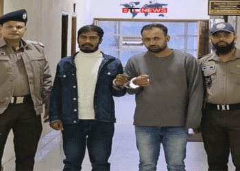 গুলশানে চেকপোস্ট দেখে দৌড়ে পালাতে গিয়ে বিদেশি পিস্তলসহ আটক-২