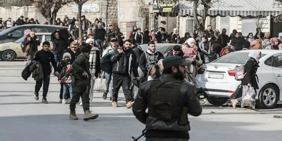 সেনাবাহিনীর সঙ্গে তীব্র সংঘর্ষ, সিরিয়ায় কারফিউ জারি