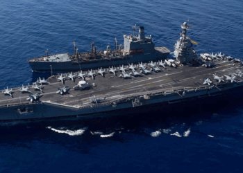 ইরানের দিকে যুক্তরাষ্ট্রের যুদ্ধজাহাজের বিশাল বহর