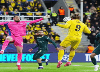 ম্যানচেস্টার সিটিকে বিধ্বস্ত করল বুদে/গ্লিম্ট