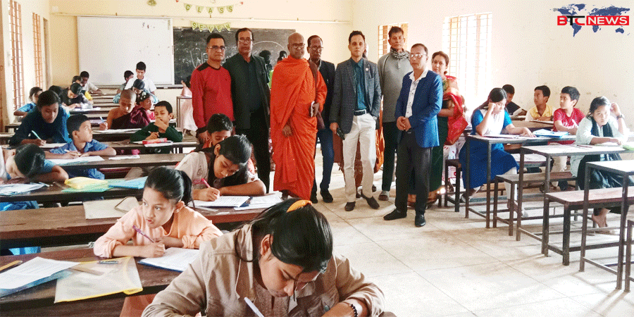 আবুরখীল বৌদ্ধ ভিক্ষু কল্যান তহবিলের ধর্মীয় বৃত্তি পরীক্ষা অনুষ্ঠিত