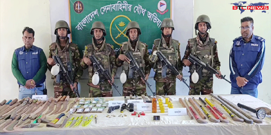 নারায়ণগঞ্জে যৌথ বাহিনীর অভিযানে বিপুল অস্ত্র উদ্ধার, গ্রেপ্তার-৫