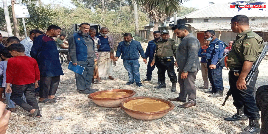 চারঘাটে বিএসটিআইয়ের ভ্রাম্যমাণ আদালত: দুই প্রতিষ্ঠানকে ৬০ হাজার টাকা জরিমানা, ভেজাল পণ্য জব্দ