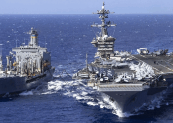 মধ্যপ্রাচ্যে ‘চূড়ান্ত হামলার’ প্রস্তুতি ট্রাম্পের, ইরানের দিকে যুক্তরাষ্ট্রের রণতরী