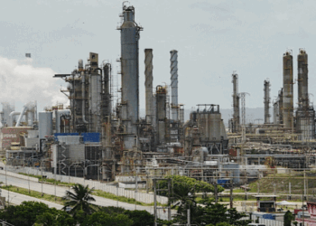 বেসরকারি বিনিয়োগে তেল খাত উন্মুক্ত করছে ভেনেজুয়েলা