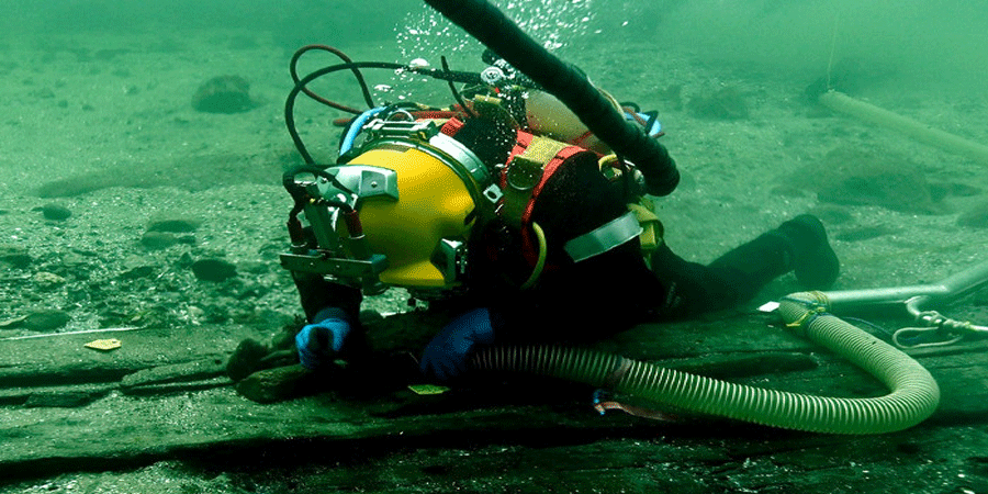 ডেনমার্কে সমুদ্রতল থেকে উদ্ধার ৬০০ বছরের পুরনো জাহাজ