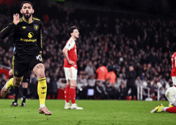 রোমাঞ্চে ঠাসা লড়াইয়ে আর্সেনালকে হারিয়ে দিল ম্যানচেস্টার ইউনাইটেড