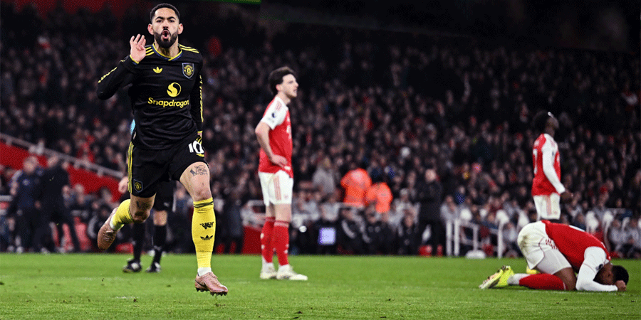 রোমাঞ্চে ঠাসা লড়াইয়ে আর্সেনালকে হারিয়ে দিল ম্যানচেস্টার ইউনাইটেড