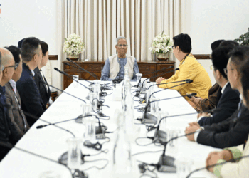 প্রধান উপদেষ্টার সঙ্গে চীন-বাংলাদেশ অংশীদারত্ব ফোরাম প্রতিনিধিদলের বৈঠক