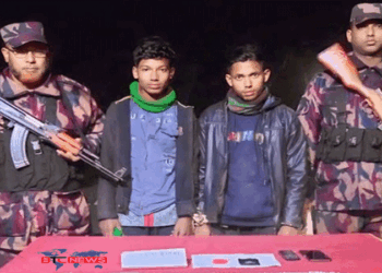 কুড়িগ্রাম সীমান্তে ইয়াবাসহ দুই চোরাকারবারি যুবক আটক