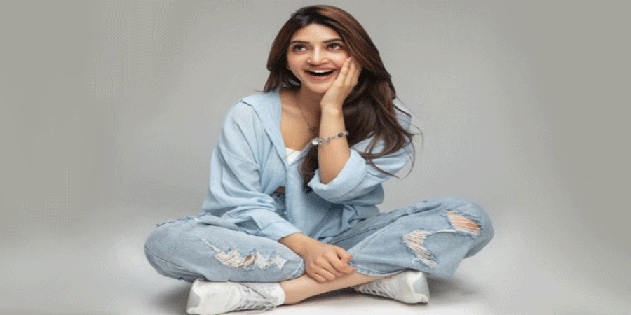 অবিবাহিত শ্রীলীলা তিন সন্তানের মা, কেন খবরটি আড়াল করেছিলেন?