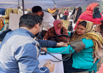 আটোয়ারীতে নূর এন্ড নাজাত ফাউন্ডেশনের আয়োজনে ফ্রি মেডিকেল ক্যাম্প