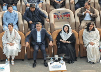 খালেদা জিয়ার স্মরণে নাগরিক শোকসভা: সপরিবারে এলেন তারেক রহমান