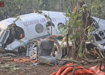 ভারতের ঝাড়খণ্ডে এয়ার অ্যাম্বুলেন্স বিধ্বস্ত, নিহত-৭