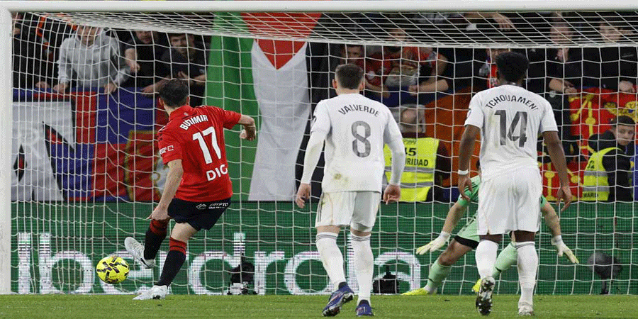 ওসাসুনার মাঠে হেরে শীর্ষস্থান হারানোর শঙ্কায় রেয়াল মাদ্রিদ