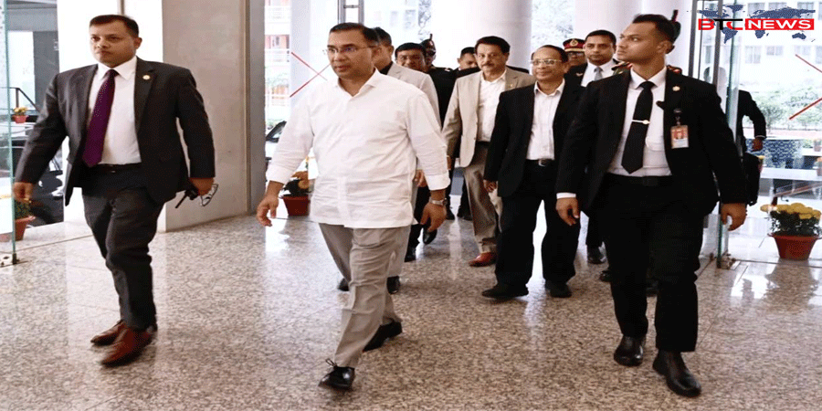 সচিবালয়ে প্রধানমন্ত্রী তারেক রহমান