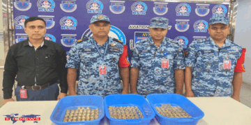 বিমানের টয়লেটে মিলল ৩৮ কোটি টাকার ১৫৩টি স্বর্ণের বার উদ্ধার