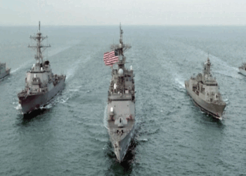 সৌদি আরবে মার্কিন বিমানঘাঁটি ও বাহরাইনে পঞ্চম নৌবহরে হামলার দাবি আইআরজিসির