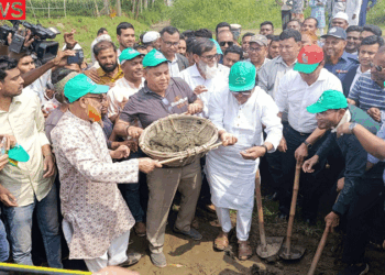 মধ্যপ্রাচ্যে যুদ্ধের কারণে ৩৯টি দেশে তেলের দাম বেড়েছে, কিন্তু বাংলাদেশে বাড়েনি – ইসলামপুরে খাল খনন অনুষ্ঠানে প্রতিমন্ত্রী