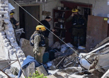 ইসরায়েলে ইরানের ক্লাস্টার বোমা হামলা, আহত-১৫