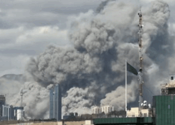 ইসরায়েলের ডিমোনা পারমাণবিক কেন্দ্রে ইরানি ক্ষেপণাস্ত্রের আঘাত