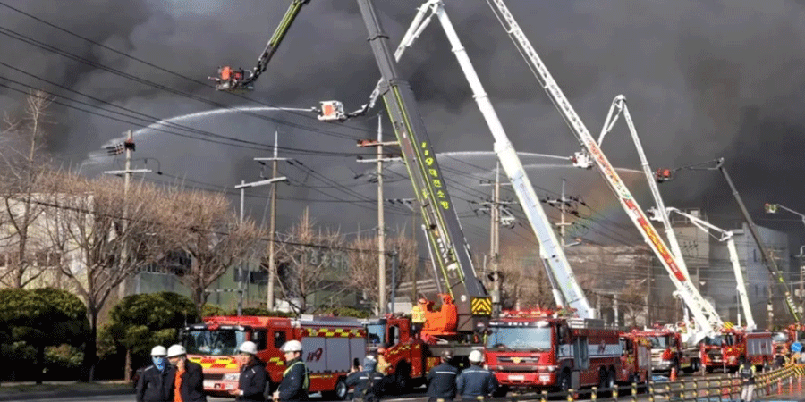 দক্ষিণ কোরিয়ার কারখানায় ভয়াবহ অগ্নিকাণ্ডে নিহত-১৪