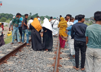টাঙ্গাইলে ট্রেনে কাটা পড়ে ৫ জন নিহত