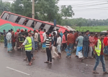 ভালুকায় চতুর্মুখী সংঘর্ষে নিহত-২, আহত-৩০