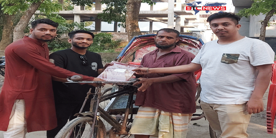 ইসলামপুরে দুস্থ মানুষের মাঝে মানবিক যু্ব সমাজের ঈদ উপহার