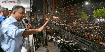 প্রধানমন্ত্রী হওয়ার পর প্রথমবার নয়া পল্টনের কার্যালয়ে তারেক রহমান