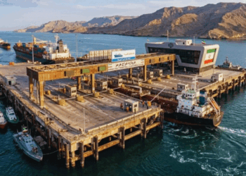 হরমুজ প্রণালিতে মার্কিন অবরোধ ভারতের সমস্যা আরও বাড়াবে?