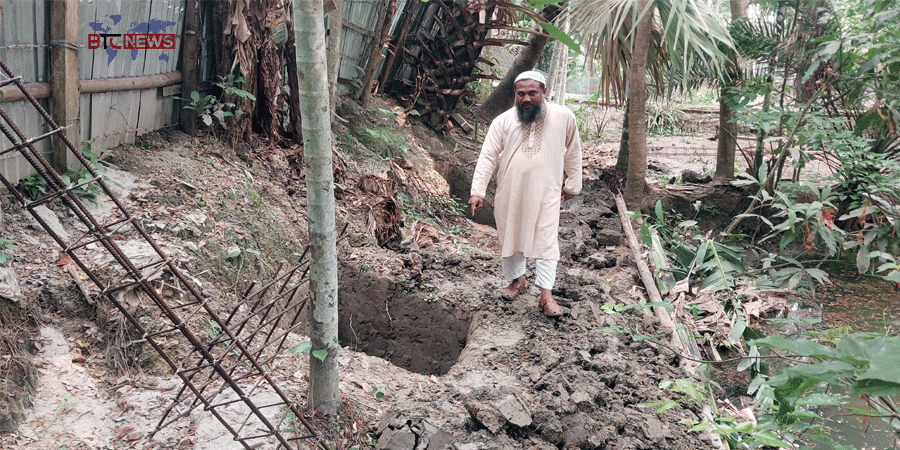 মোরেলগঞ্জে কৃষক দল নেতার জমি দখলে মরিয়া শ্রমীক লীগ নেতা
