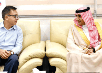 শিল্পমন্ত্রীর সঙ্গে সৌদি রাষ্ট্রদূতের সাক্ষাৎ