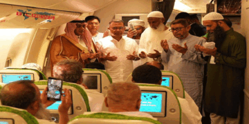 হজ ক্যাম্প পরিদর্শন ও হজের প্রথম ফ্লাইট উদ্বোধন করলেন প্রধানমন্ত্রী